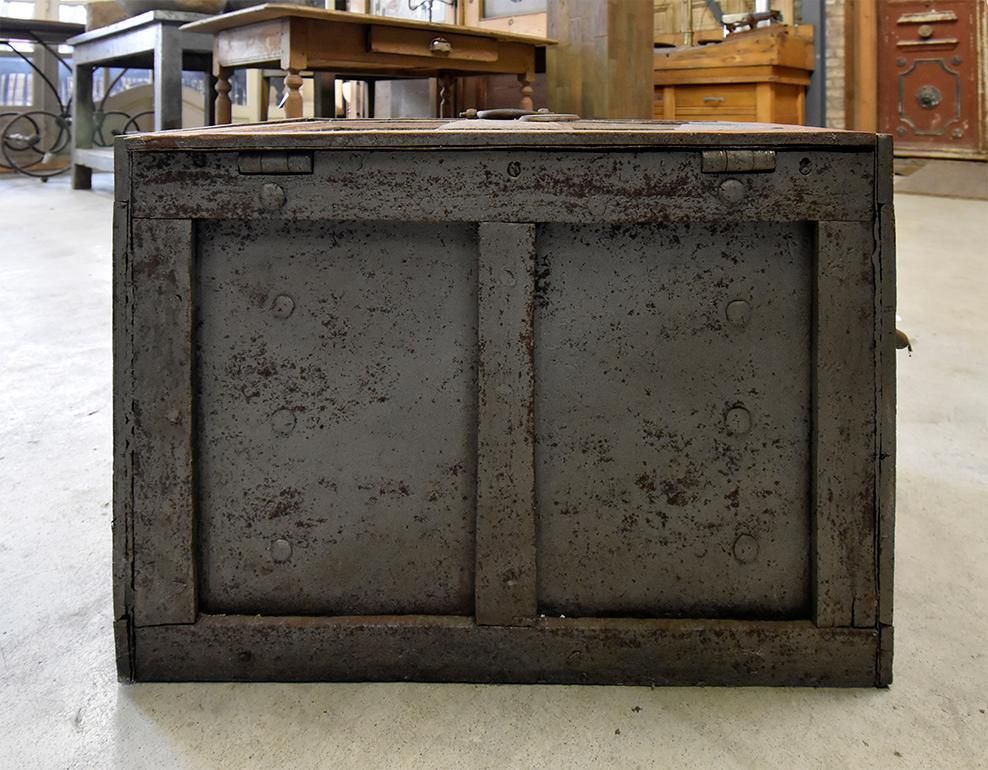 Vintage Chest, Iron Ships Trunk, 20th Century photo Furniture