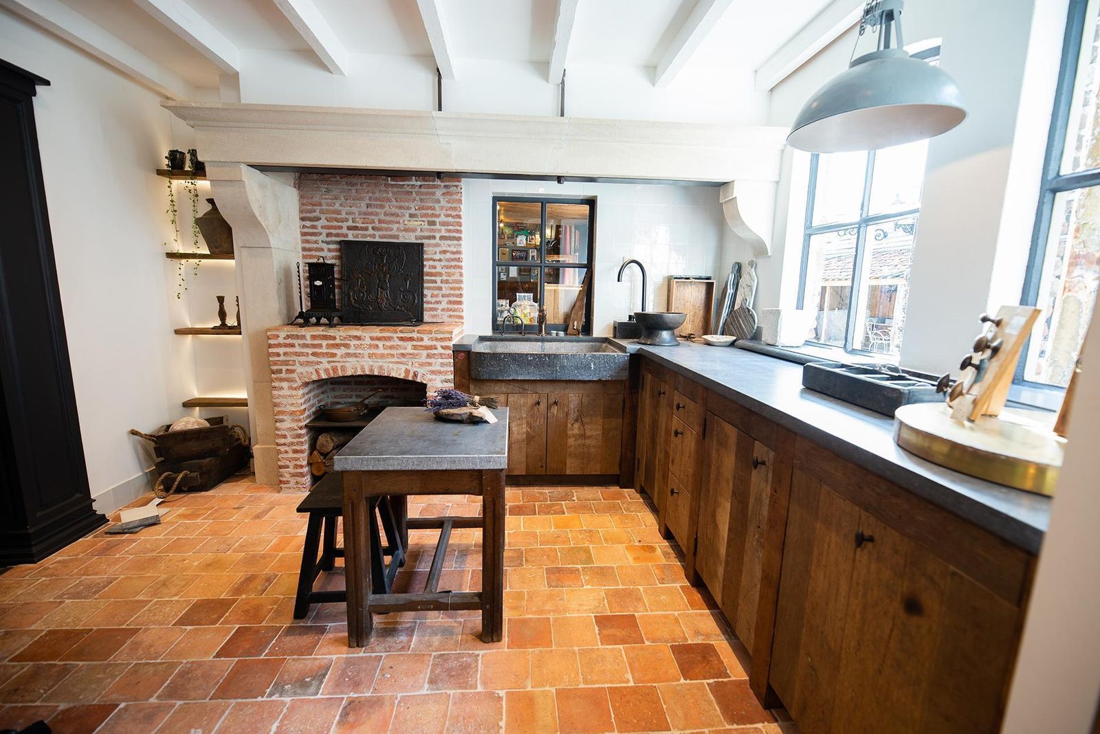 Antique French Salmon Nuanced Terracotta Floor Tiles   We Sell Them Per 20 M2. photo 1878.0