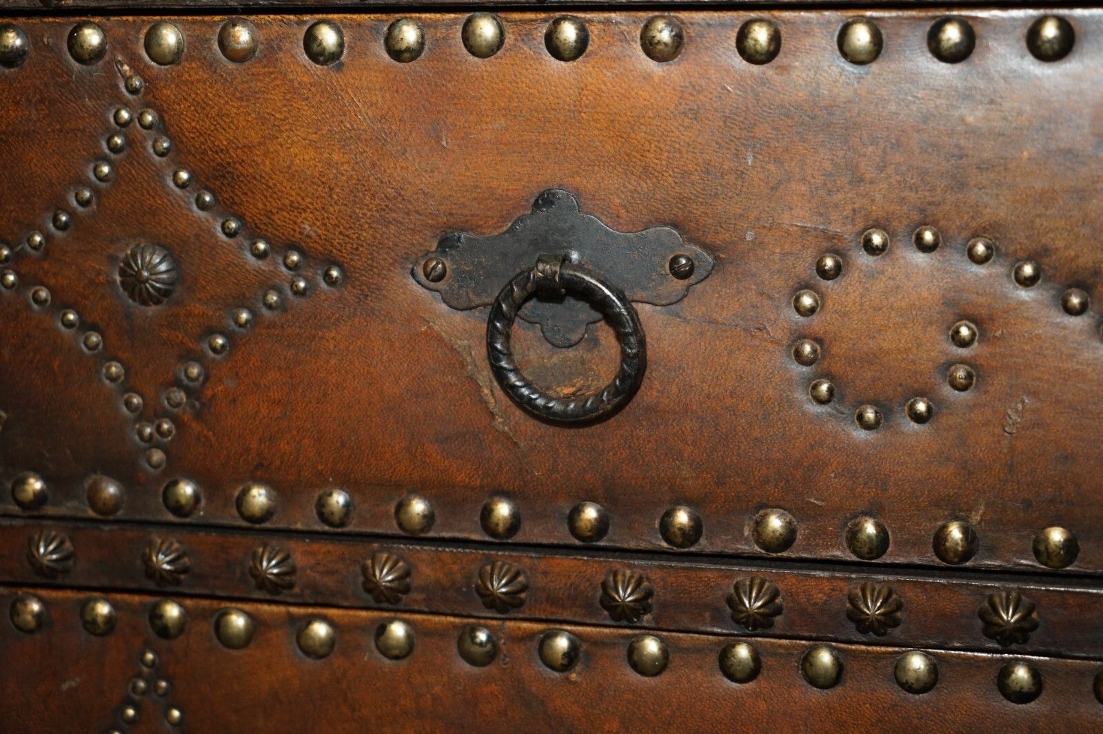 Antique Spanish Leather Domed Top Armorial Crest Coat Of Arms Chest Of Drawers photo buy