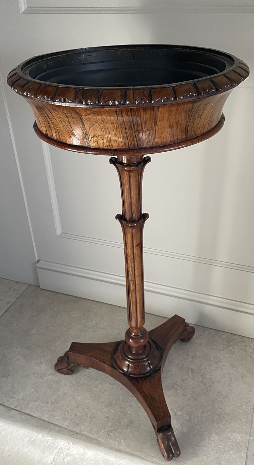 photo furniture Exceptional Regency William IV Rosewood Jardinere