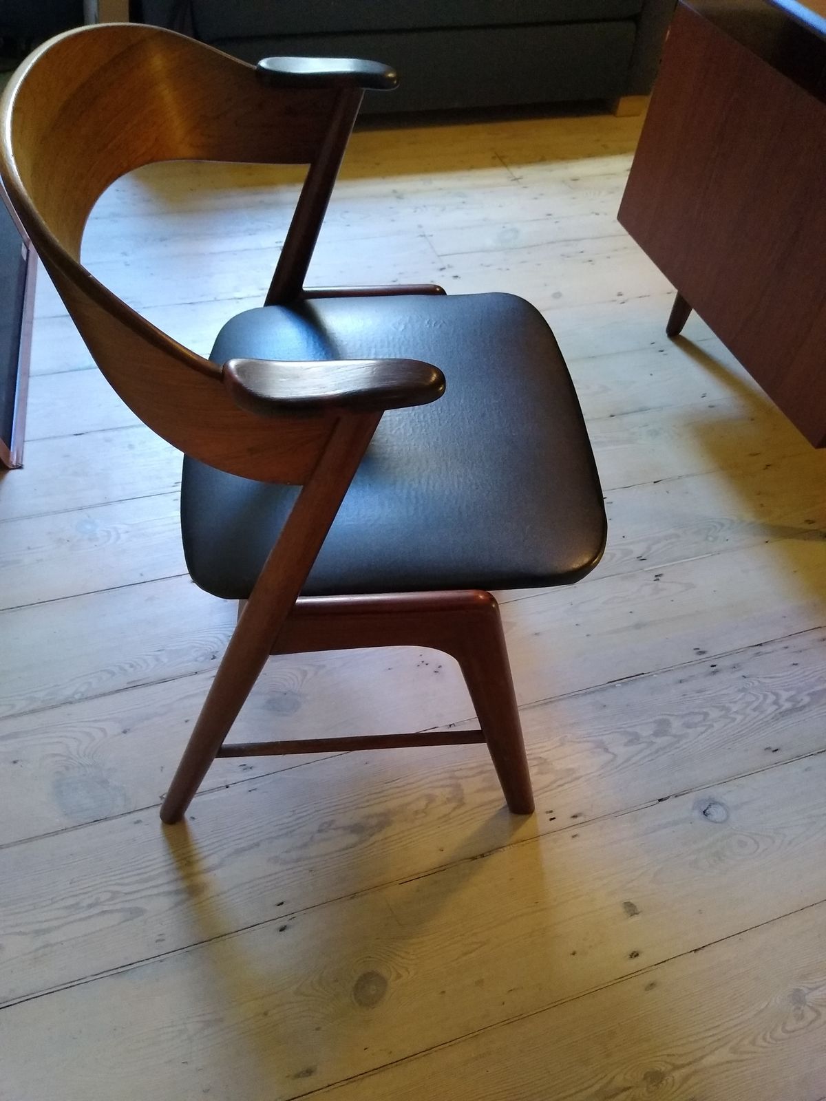 Rosewood Scandinavian Chair photo furniture