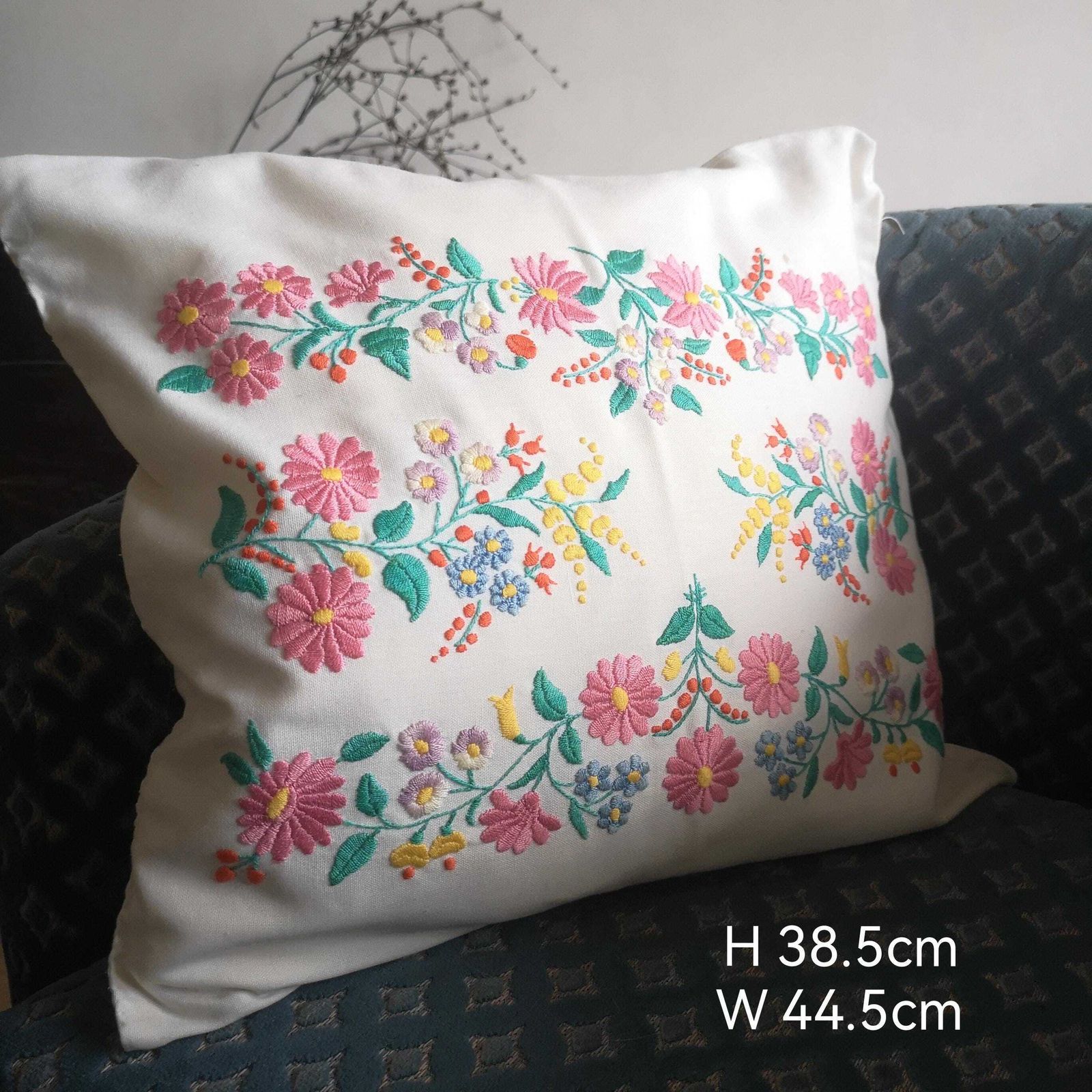 Beautiful Floral Kalocsa Cushion, Scater Pillow Cover Traditional Hungarian Flower Matyo Embroidery Stunning Work Vintage Eyecatching photo vinterior