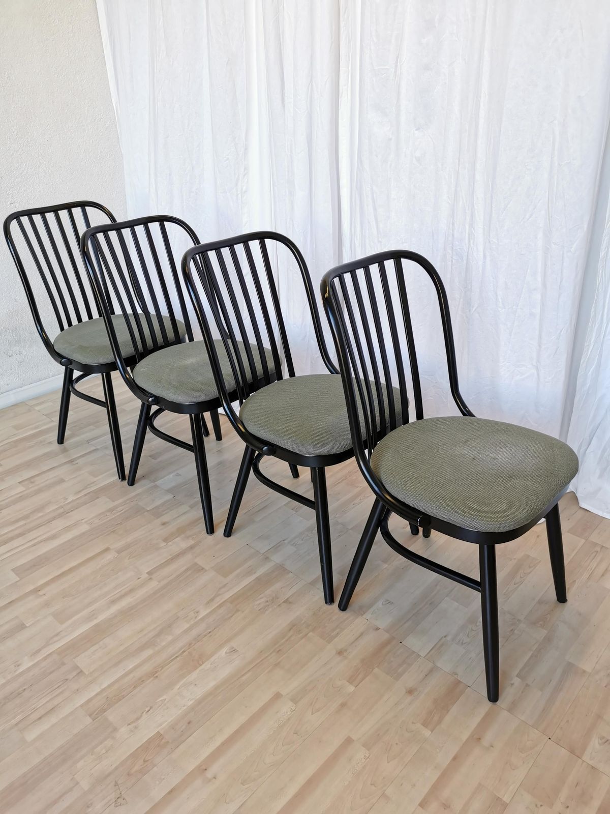 1 Of 4 Vintage Wooden Dine Chairs / 1980s Yugoslavia / Made In Ligna Style / Black Bentwood Mid Century Dining Chairs Gray Fabric Seat photo buy