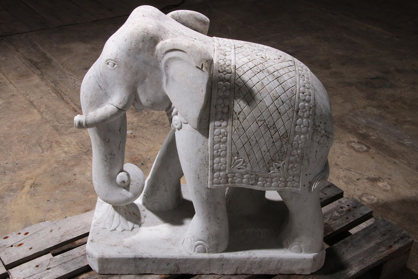 Handcrafted 2 Large Marble Elephant Statues photo vinterior