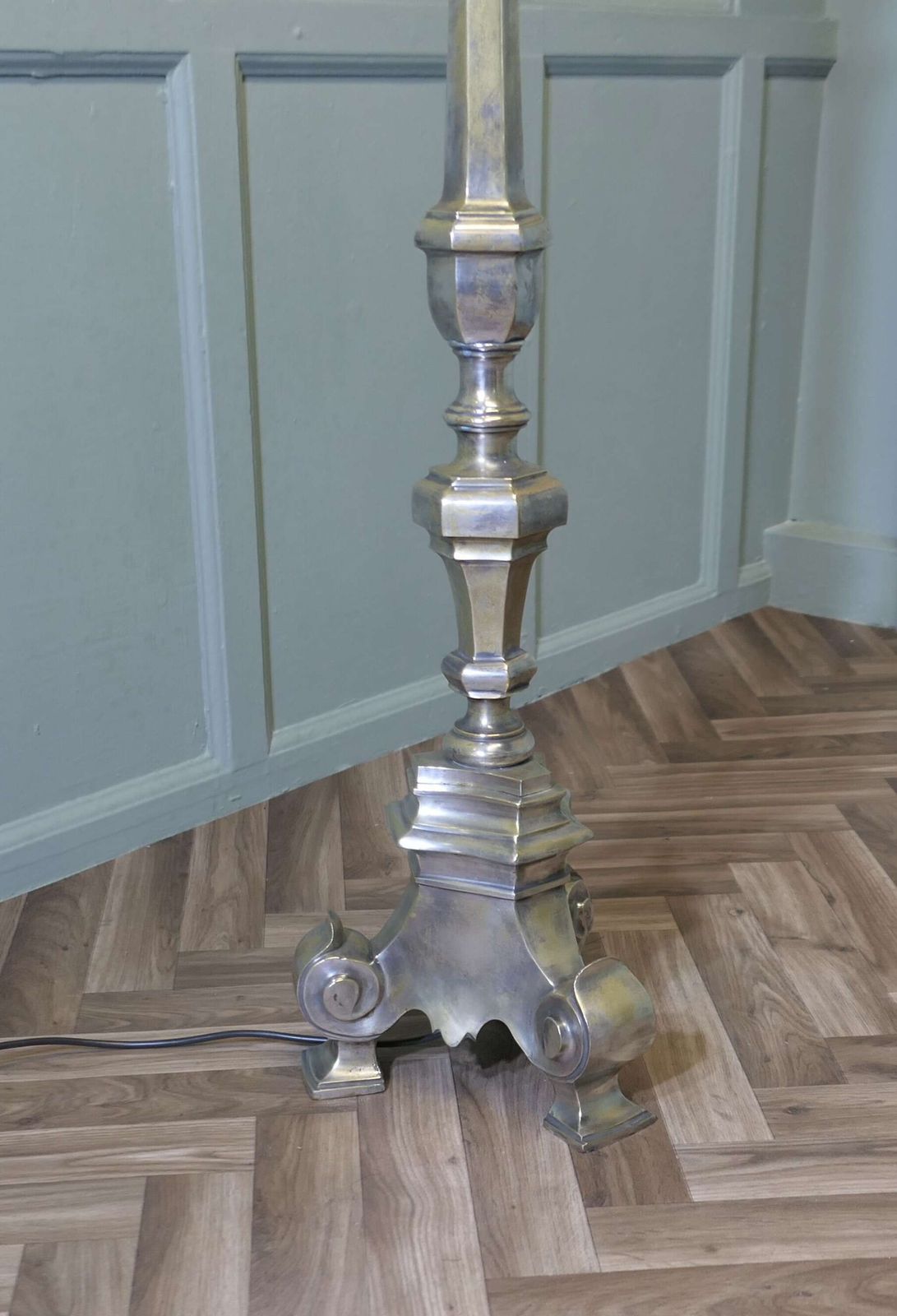 Heavy Silver Plated Standard Or Floor Lamp photo 600.0