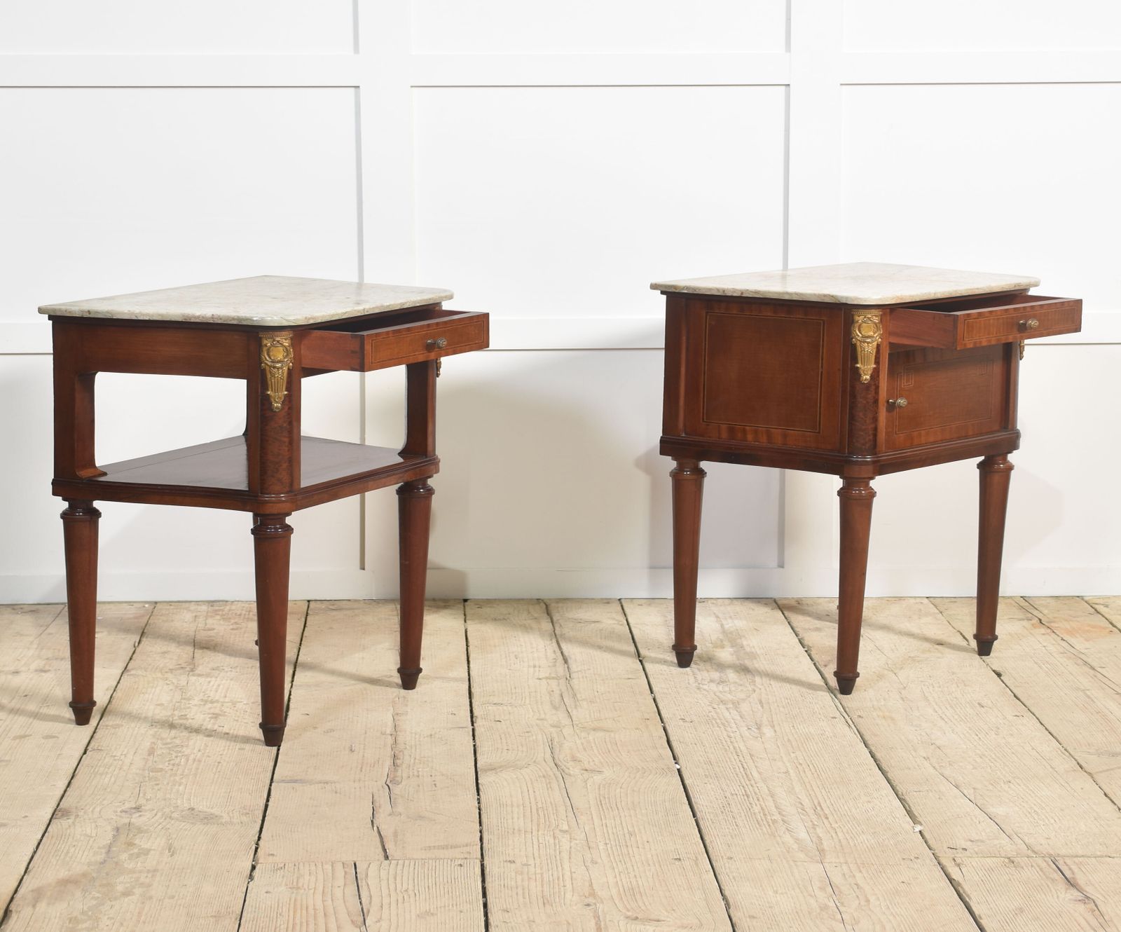 1974.0 Pair Of Gilt Metal Mounted Bedside Cabinets photo