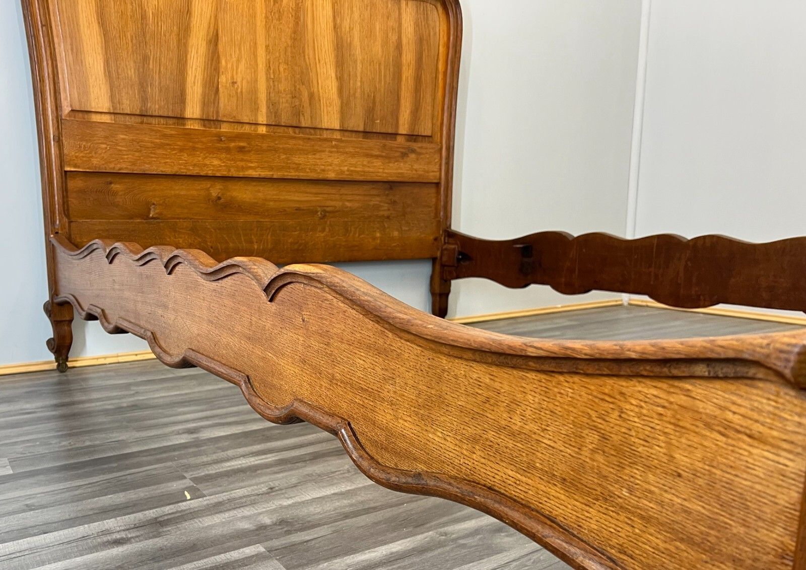 photo furniture Antique French Bed Frame Double Size Elegant Carved Design Headboard  Lot 3711