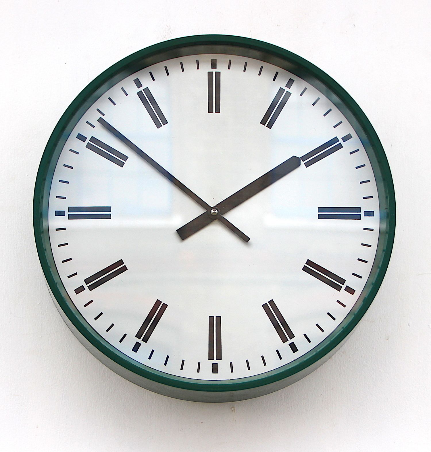 photo for sale 1980s British Office/Commercial Industrial Wall Clock. Fully Guaranteed