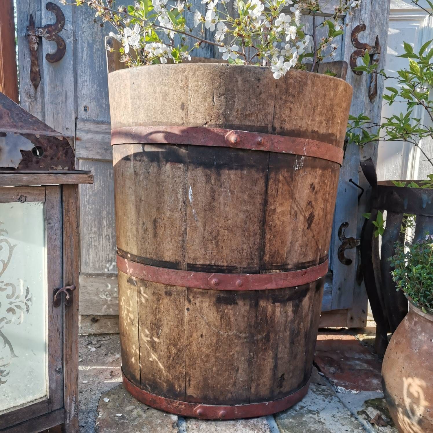 Antique Grape Hod, Harvester Oak Bucket Primitive Hand Made Wine Making Tool Very Rare And Collectible, Beautiful Condition photo Home Decor