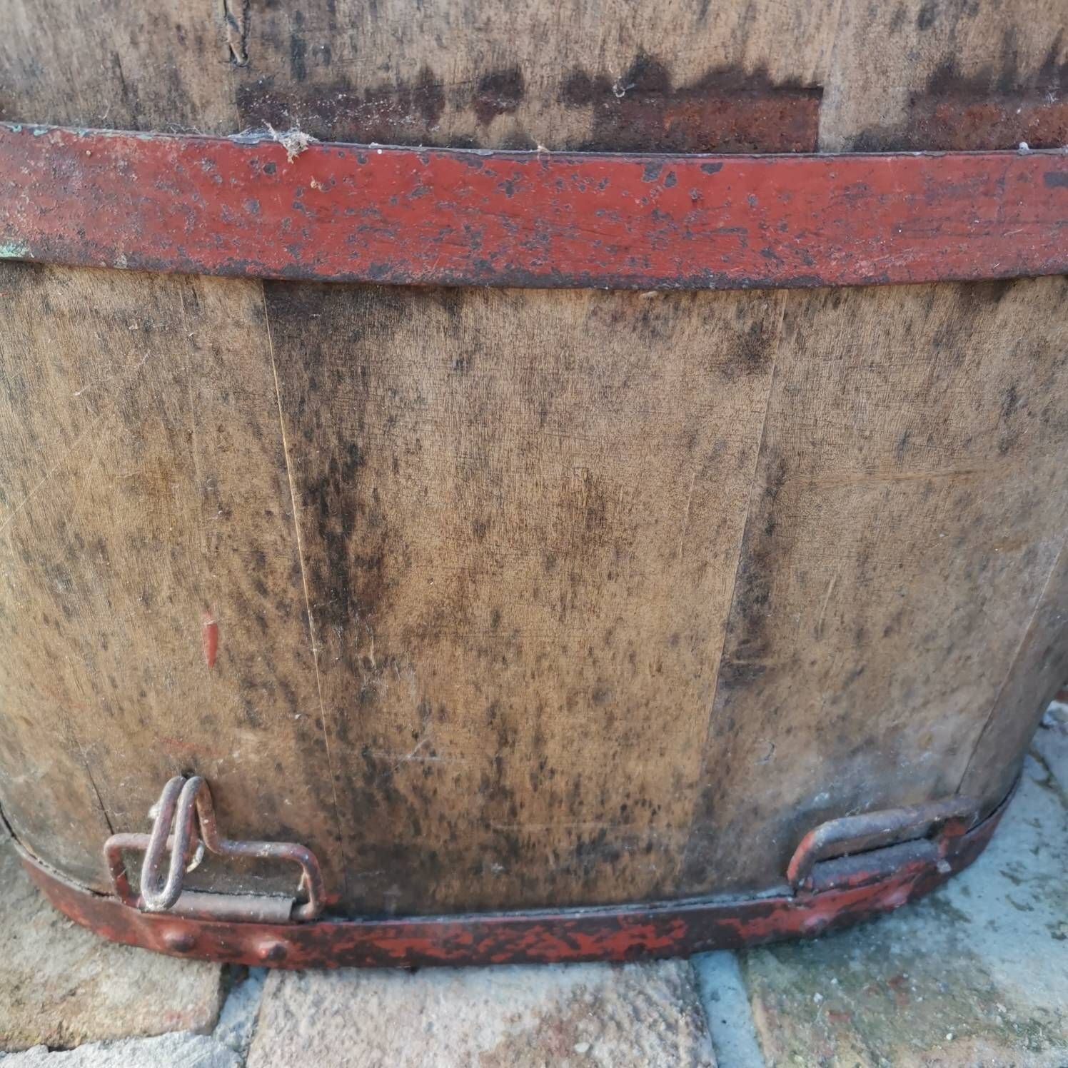 Antique Grape Hod, Harvester Oak Bucket Primitive Hand Made Wine Making Tool Very Rare And Collectible, Beautiful Condition photo vinterior