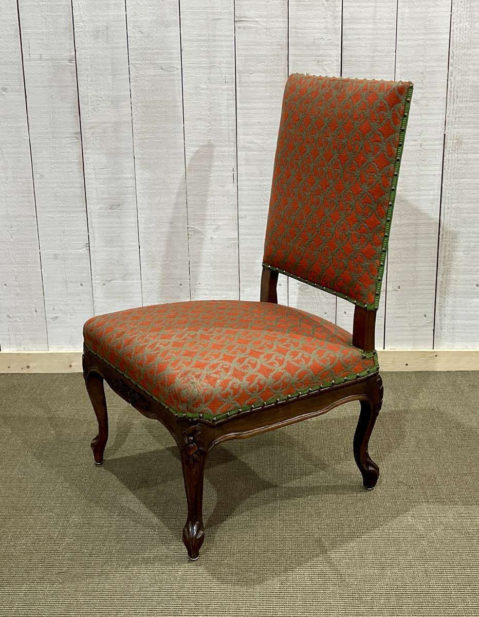 Walnut Nurse's Chair, Early 20th Century photo vinterior