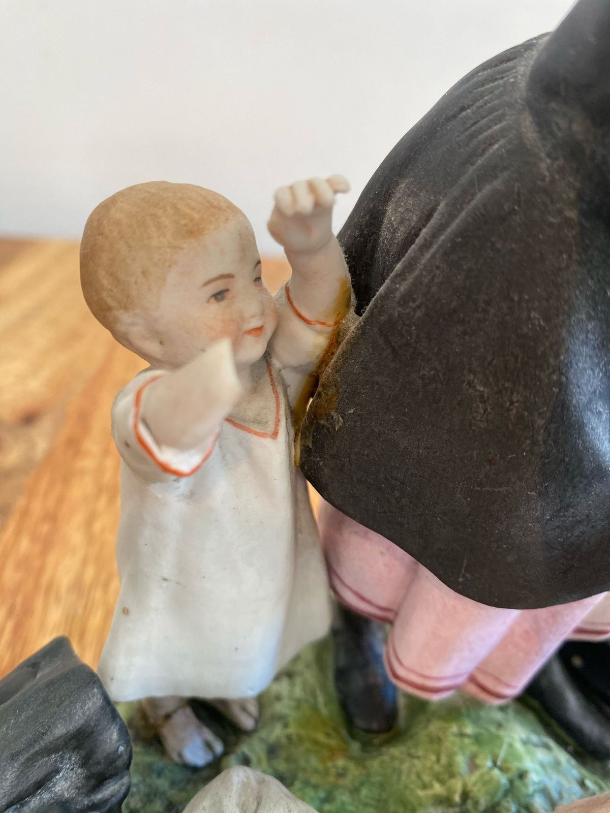 Antique Imperial Russian Gardner Figurine Sculpture 19th Century "Drunken Man And Family" photo vinterior