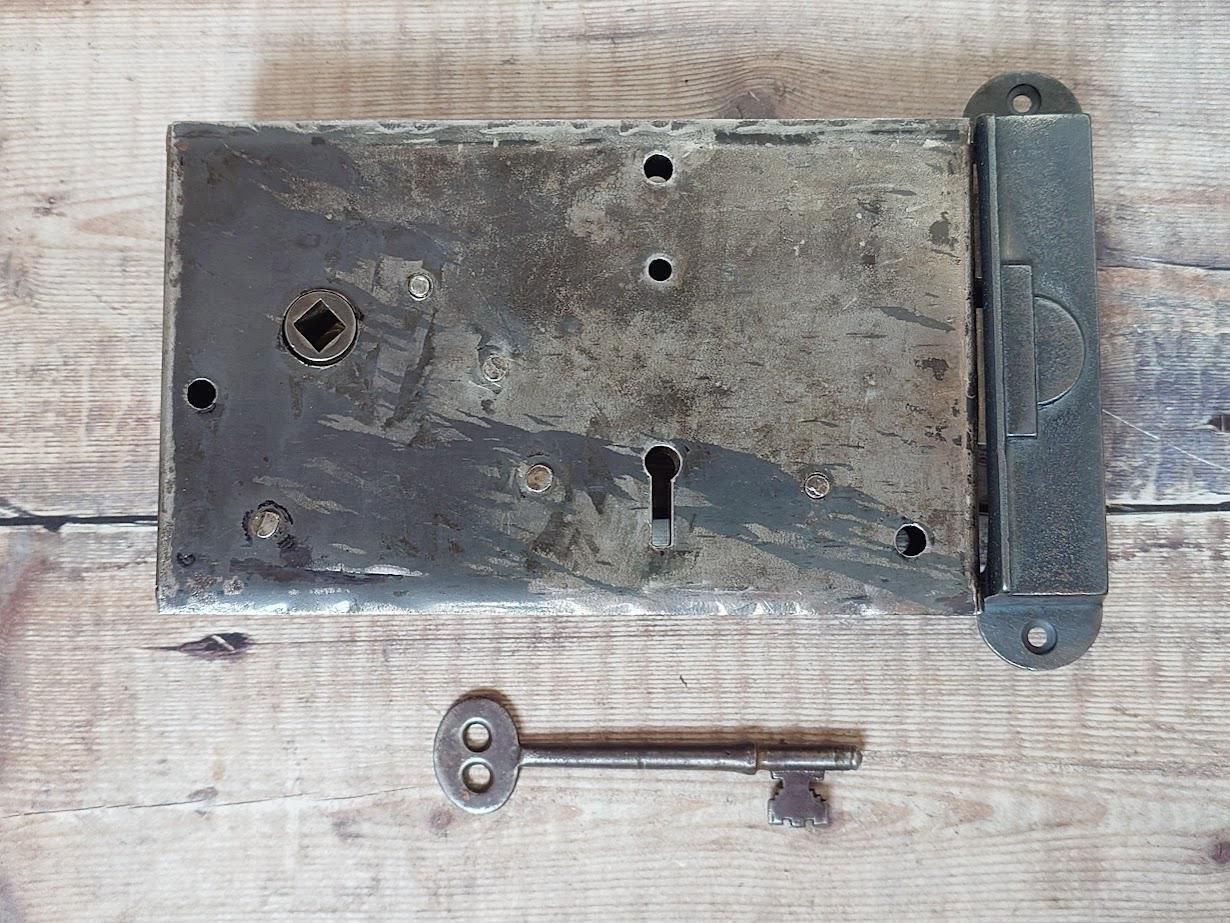 photo furniture Heavy Antique Lock With Iron Keep And Key, Old Rim Lock, Salvaged Steel Lock