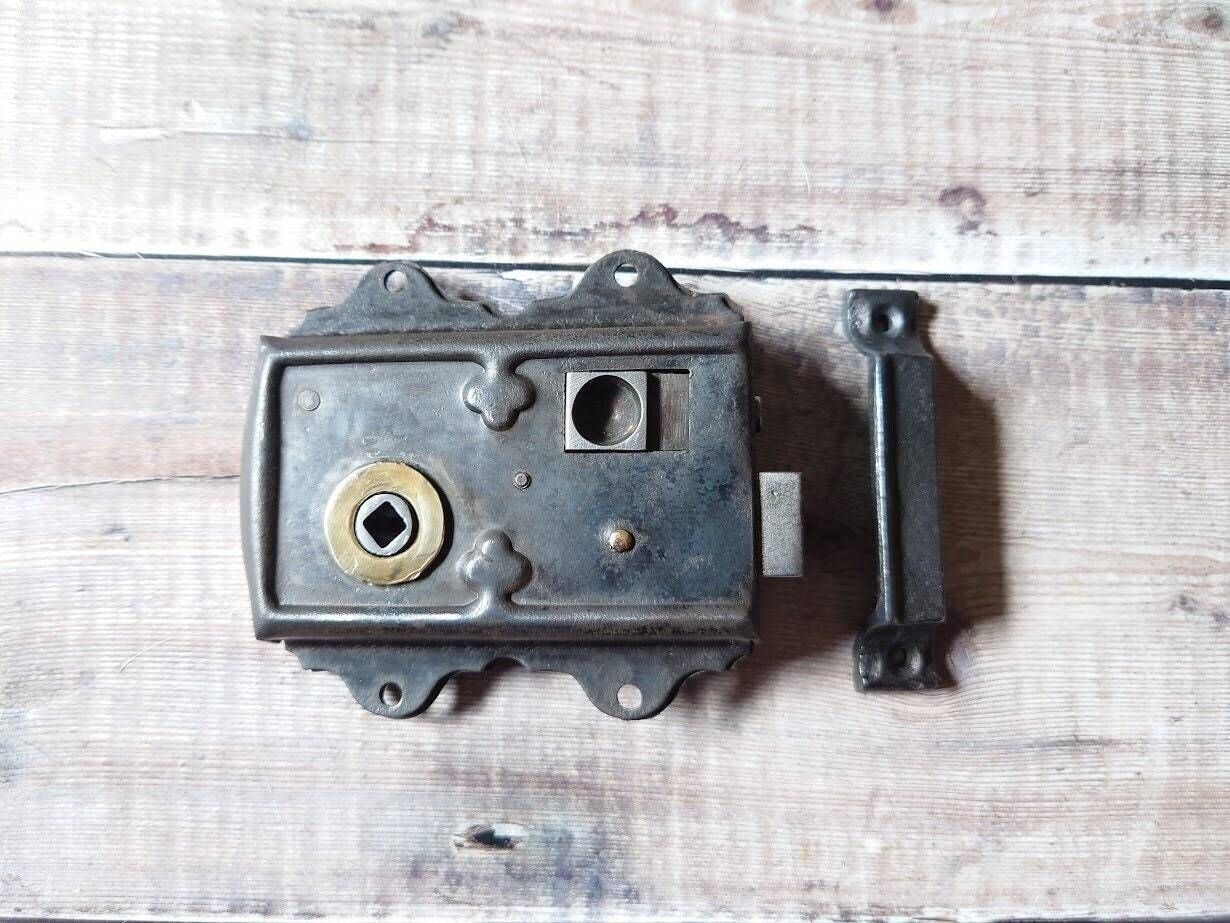 Vintage Steel Lock With Iron Keep, Vintage Sliding Lock, Old Latch