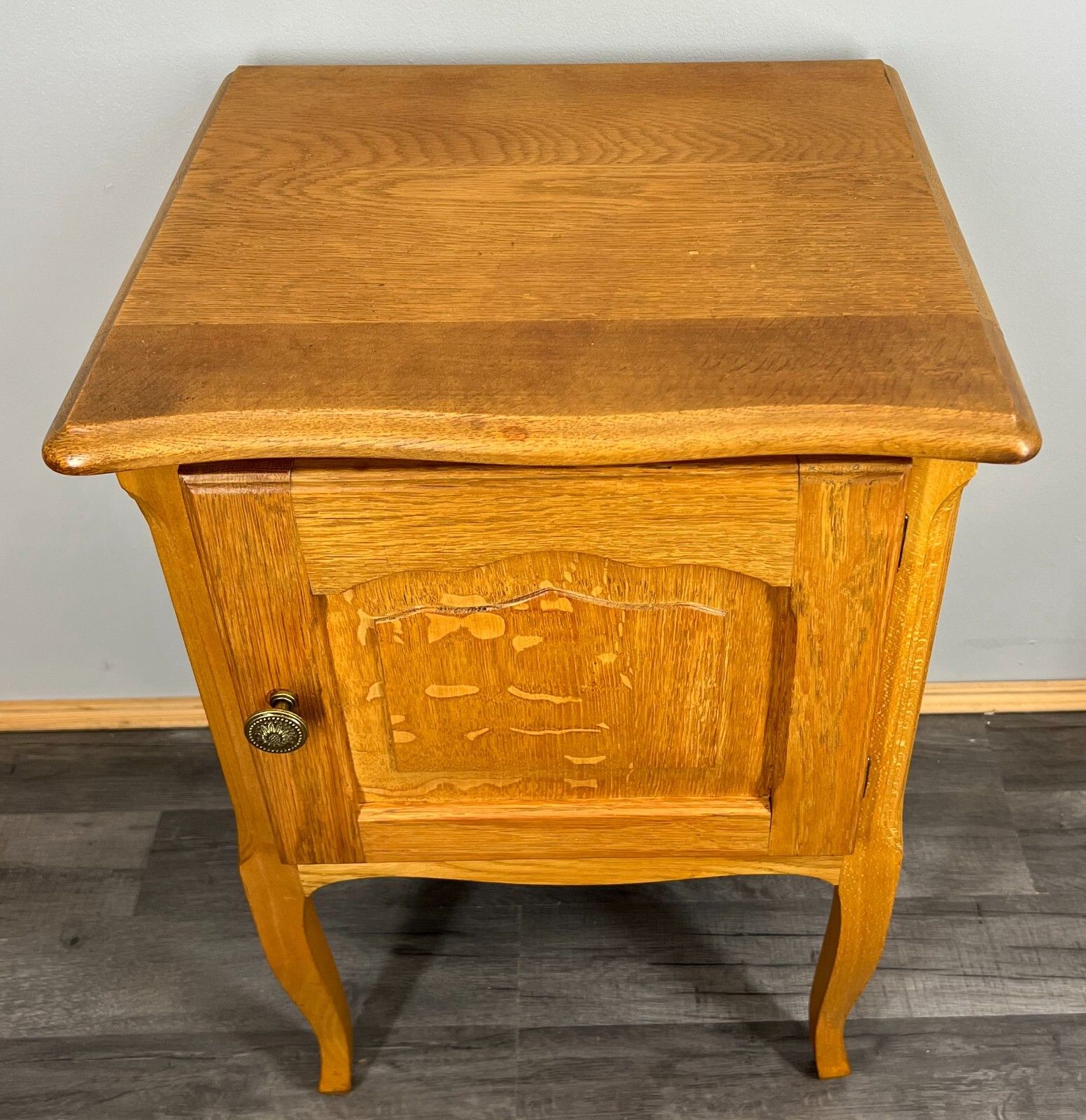 Vintage French Bedside Cabinet Louis XV Nightstand Bedside  Table – Lot 3728 photo furniture