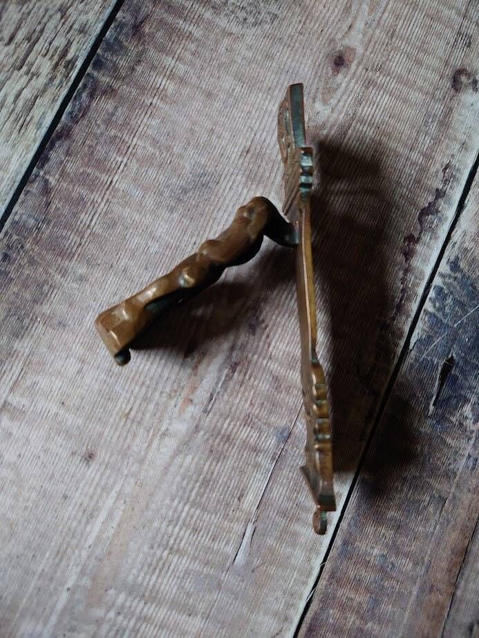 Lincoln Imp Decorative Small Brass Door Knocker, Small Brass Lincoln Cathedral Door Knocker photo vintage