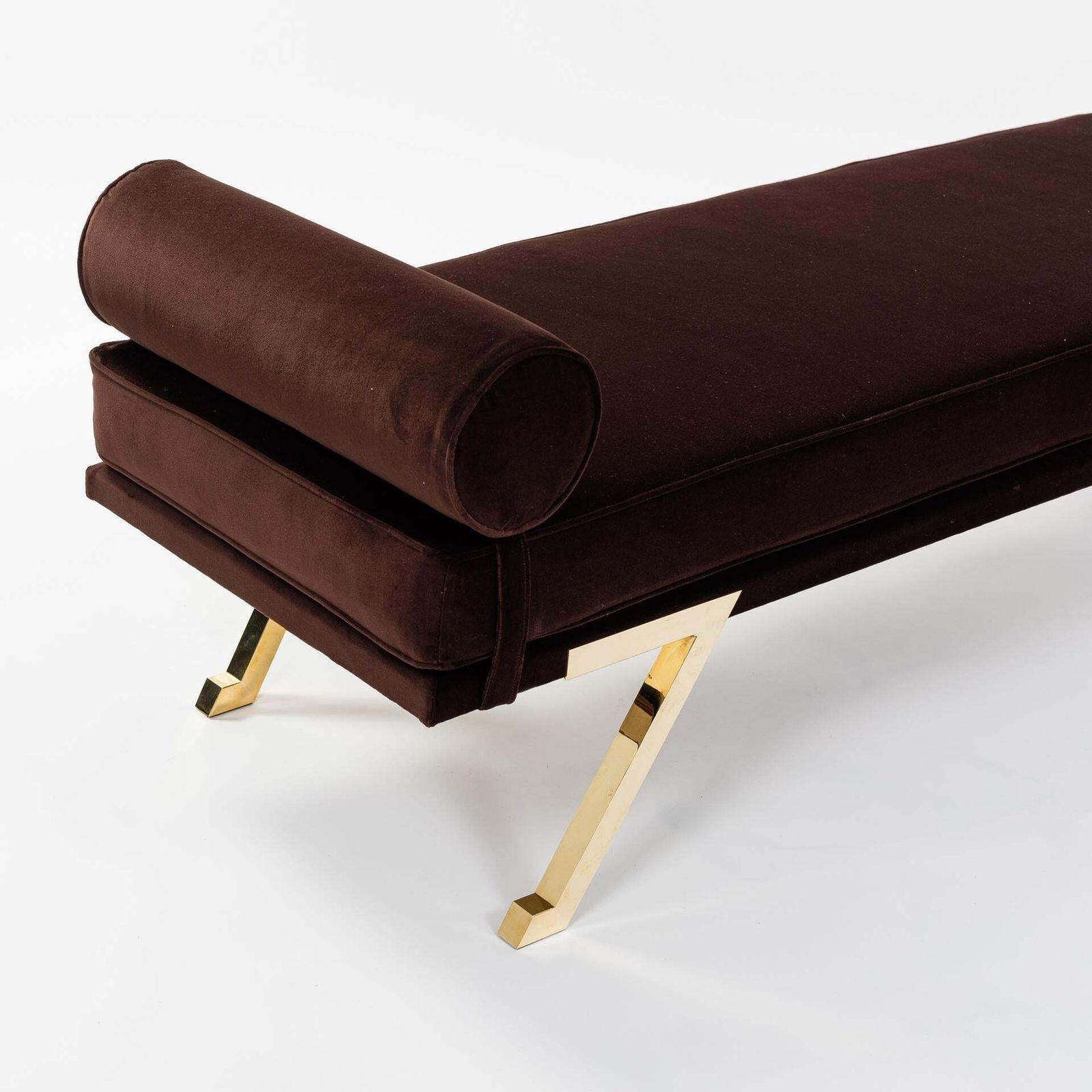 Italian Mid Century Daybed / Bench Brass Legs, Chocolate Brown Velvet 1970s photo vinterior