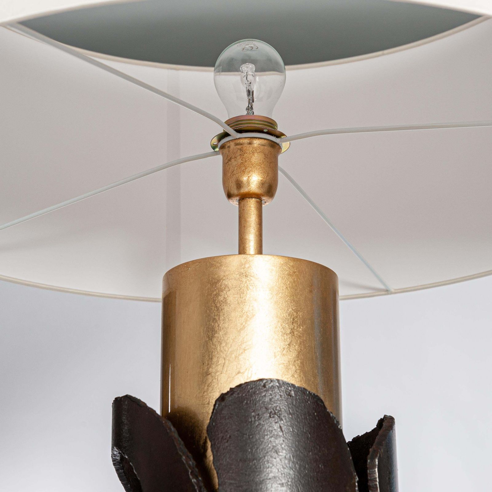 Italian Mid Century Iron Floor Lamp In Gold Brown Off White Silk Shade 1980s photo Lighting