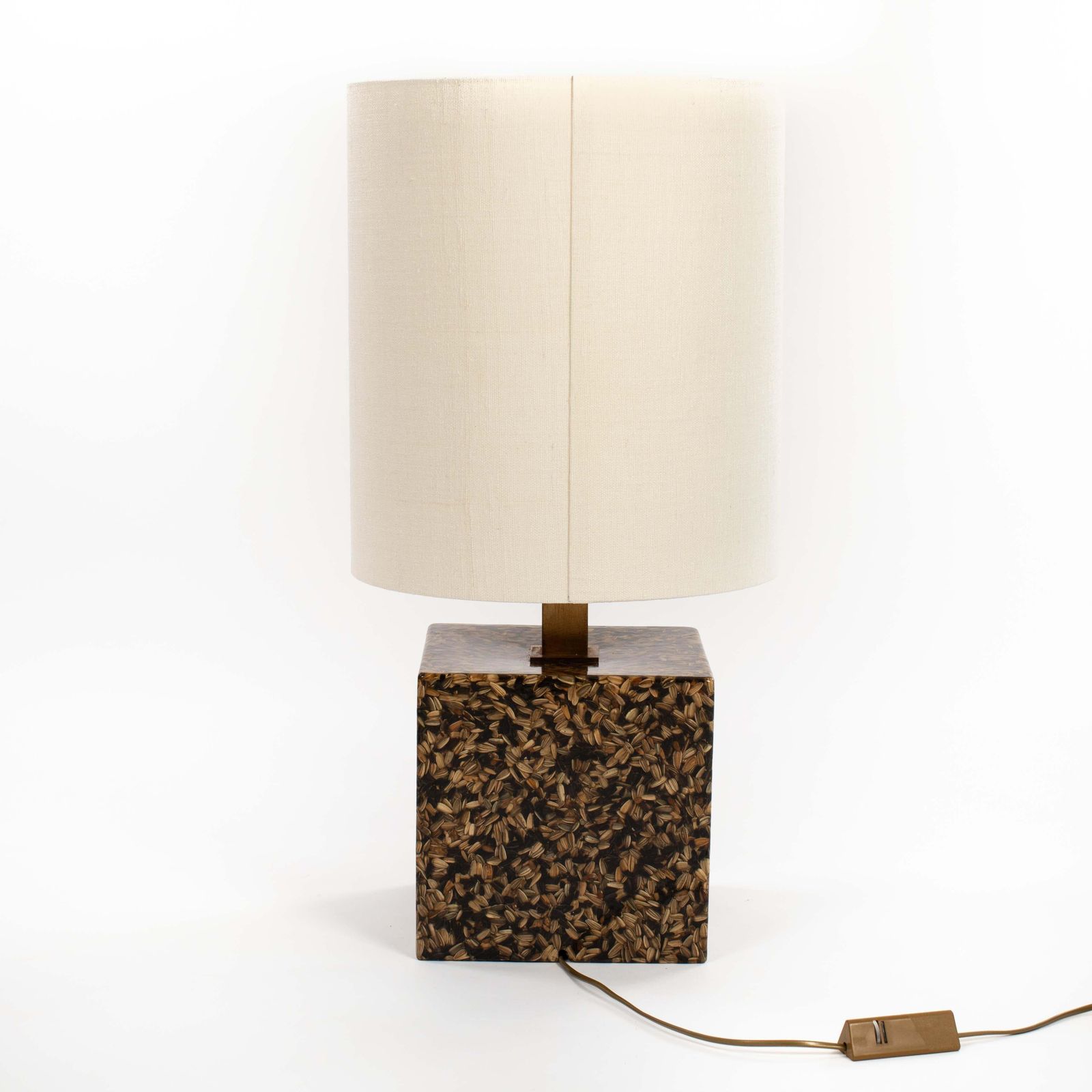 Italian Mid Century Table Lamp Out Of Sunflower Seeds And Resin R. Mazzi 1970s photo Lighting
