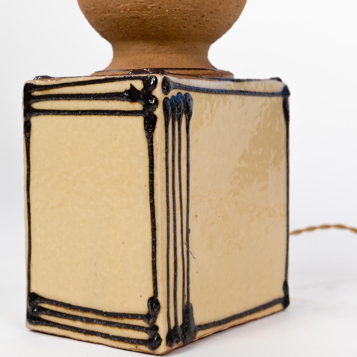 photo vintage Pair Of Scandinavian Mid Century Ceramic Table Lamps By Heerwegen Denmark 1971