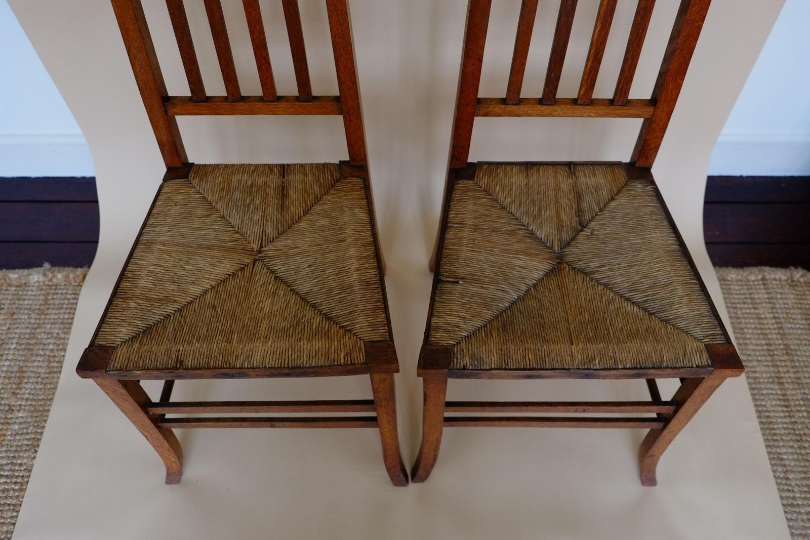 photo furniture Pair Of Glagow School Arts & Crafts Oak Bedroom Side Chairs By E A Taylor