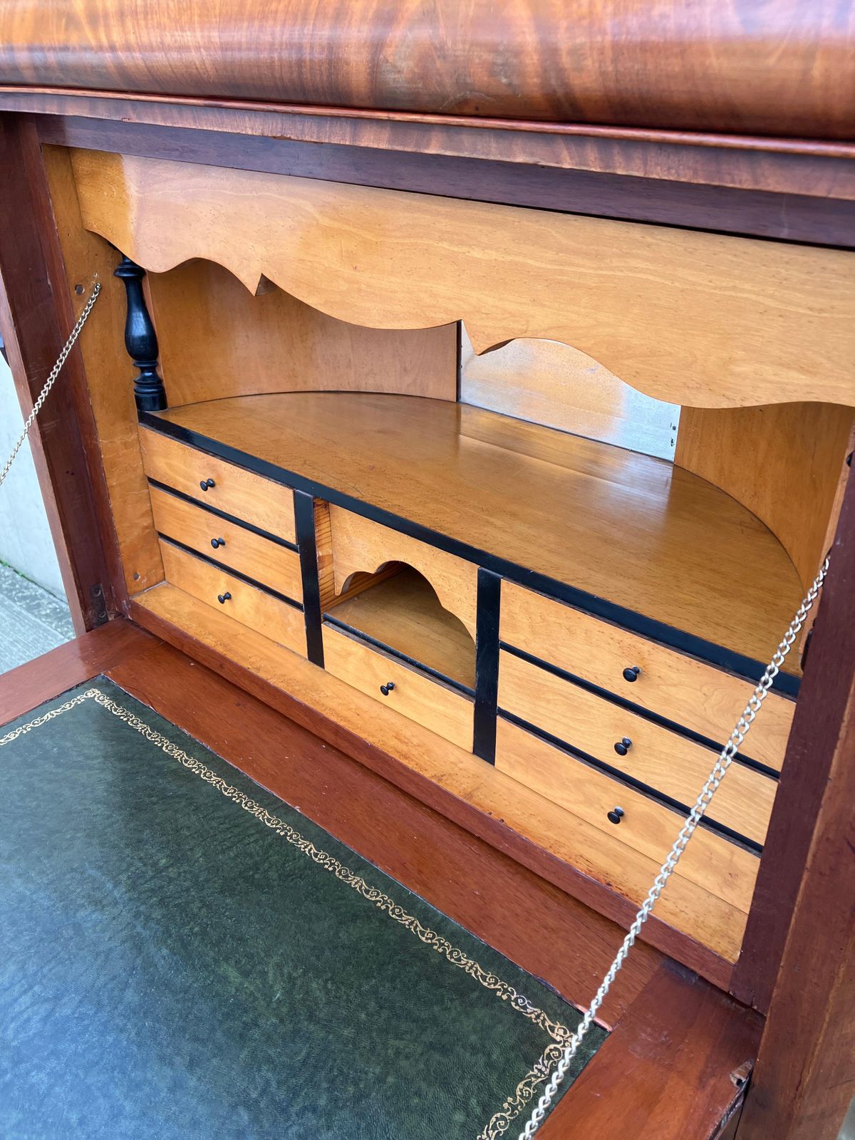 Antique French Secretaire / Bureau In Mahogany photo vinterior