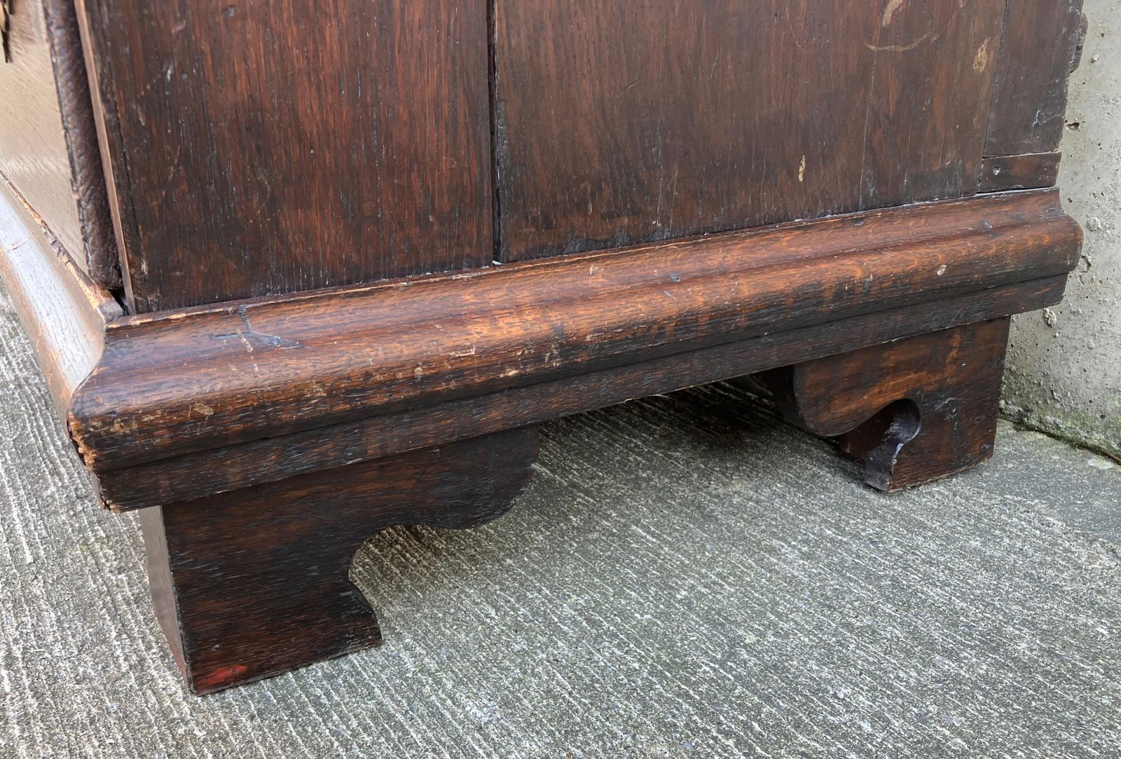 960.0 English Antique Chest Of Drawers In Oak photo