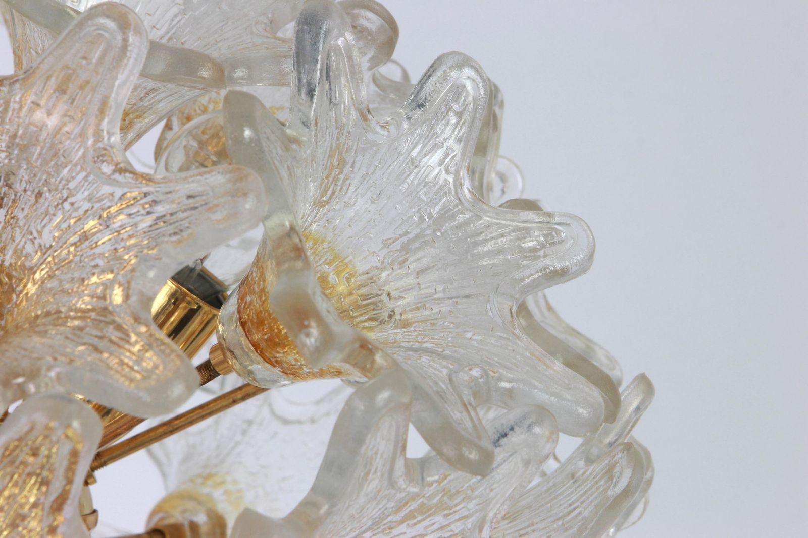 Spectacular Murano Glass Sunburst Flower Chandelier By Venini Veart, Italy 1970s photo Lighting