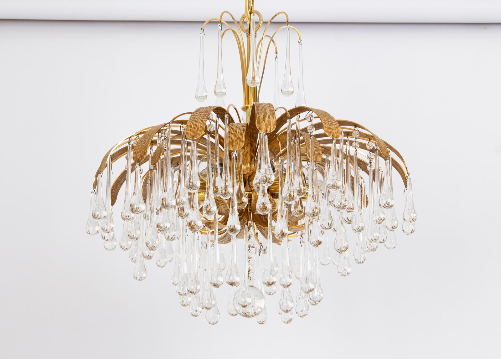 1 Of 3 Gilt Brass Teardrop Chandelier By Palwa, Sciolari Design, Germany, 1970s photo vinterior