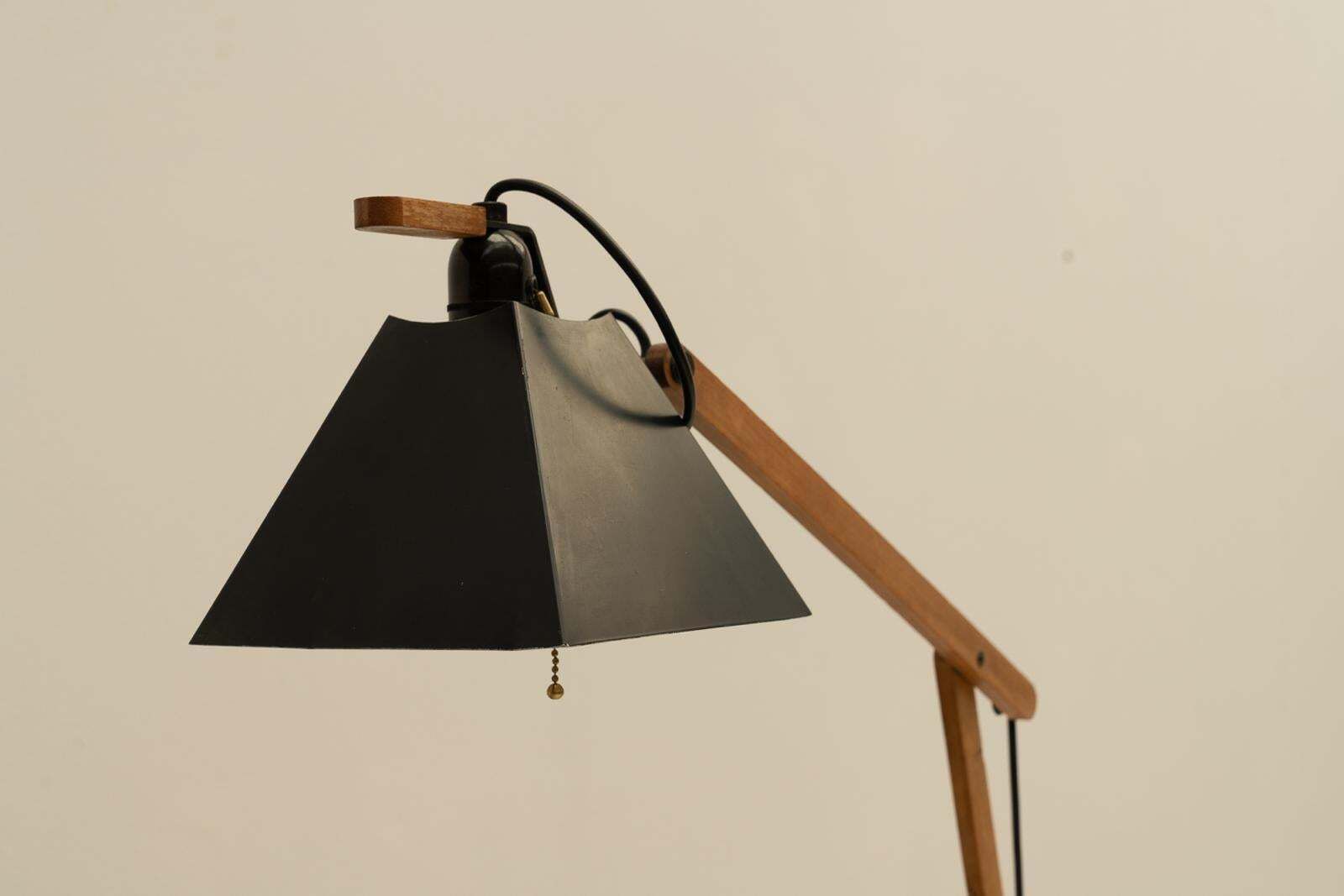 Articulated Floor Lamp  By Gemma Bernal For Tramo 1970's photo Lighting