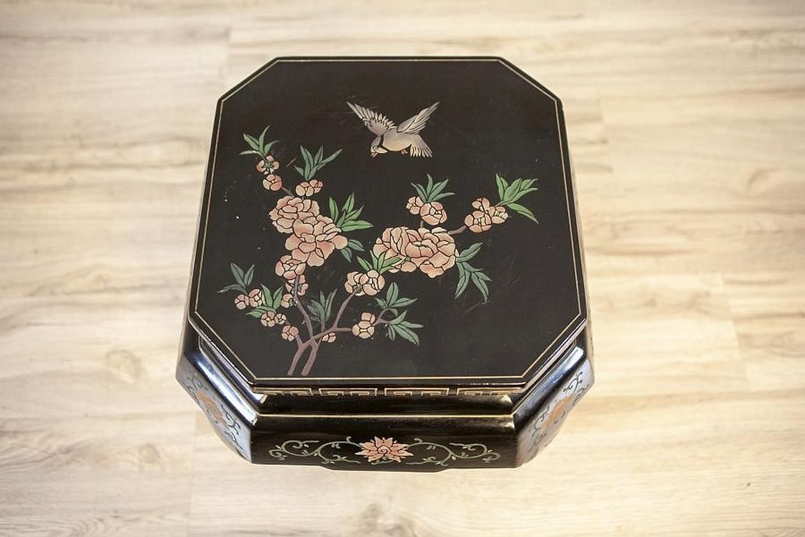 Pair Of Oriental Tables From The Early 20th Century photo buy