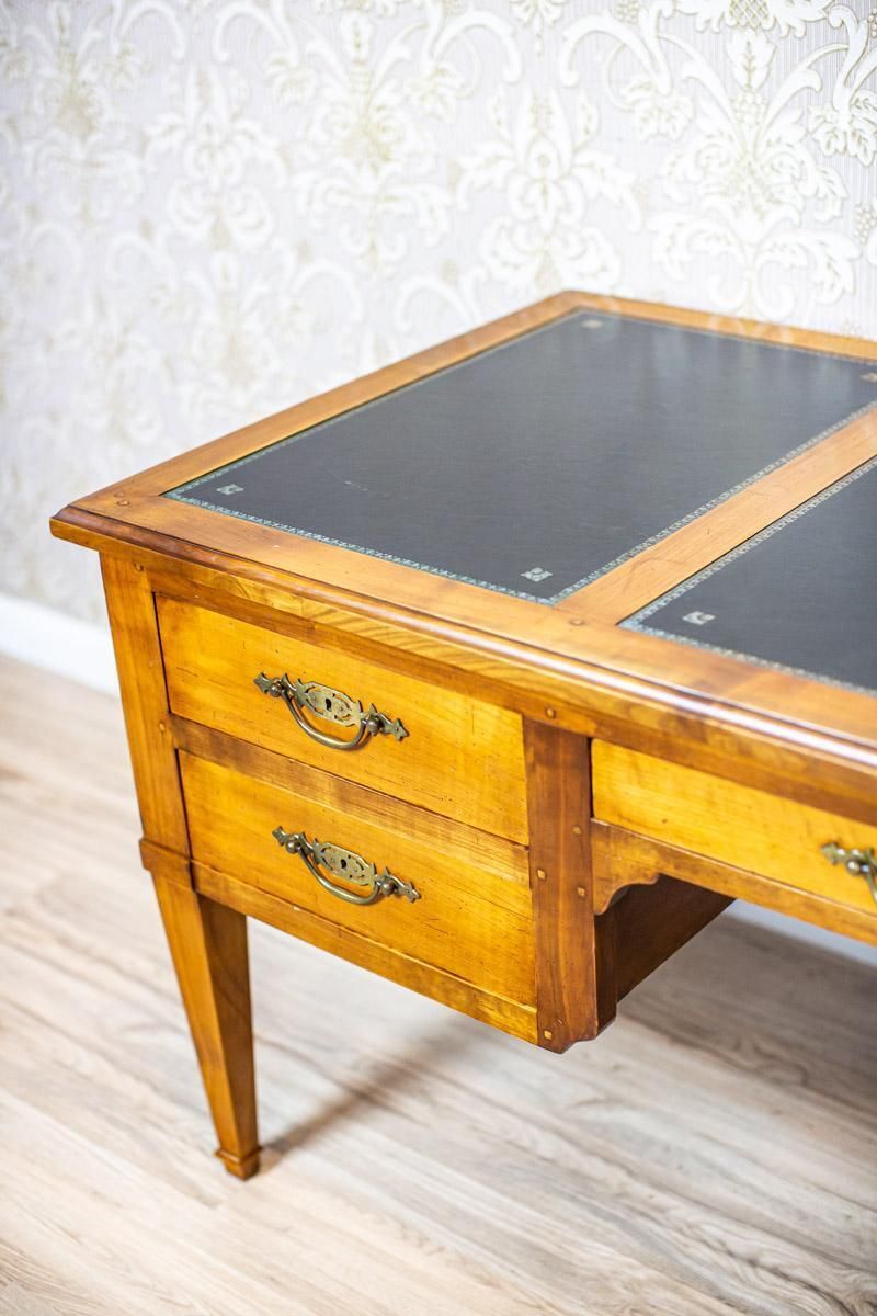 photo vinterior 20th Century Grand Ash Prewar Desk With Brass Fillings