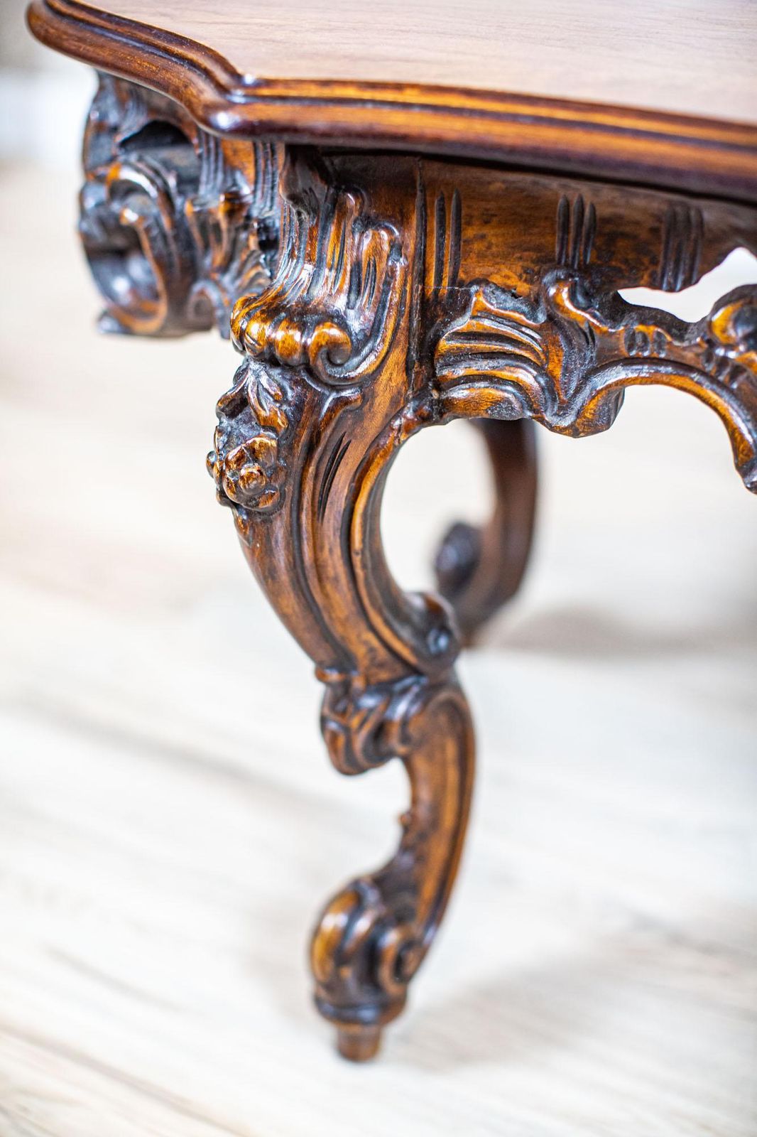 photo vinterior Decorative Brown Coffee Table From The Mid 20th Century With Carved Apron