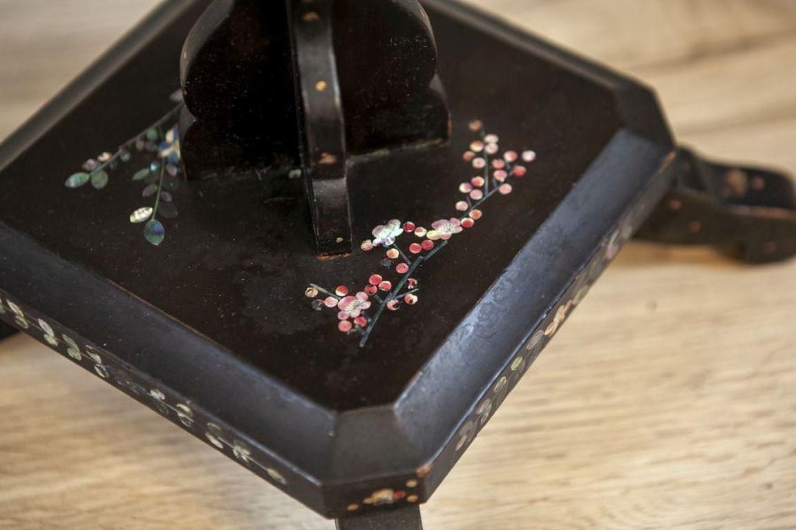 photo furniture Inlaid Oriental Tea Table From The Early 20th Century