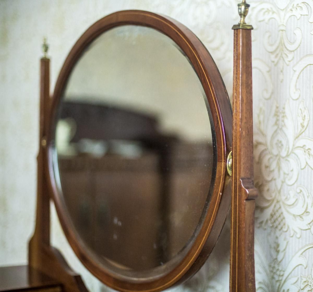photo furniture 19th Century English Softwood & Mahogany Veneer Vanity Table, Signed Maple & Co.