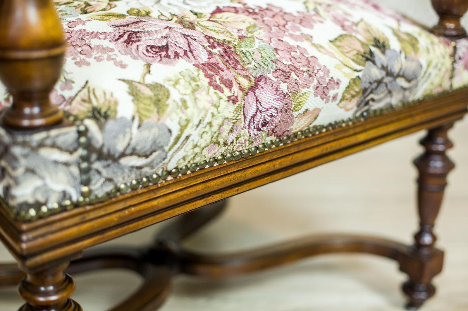 photo furniture French Oak Armchair/Throne From The Turn Of The 19th And 20th Centuries