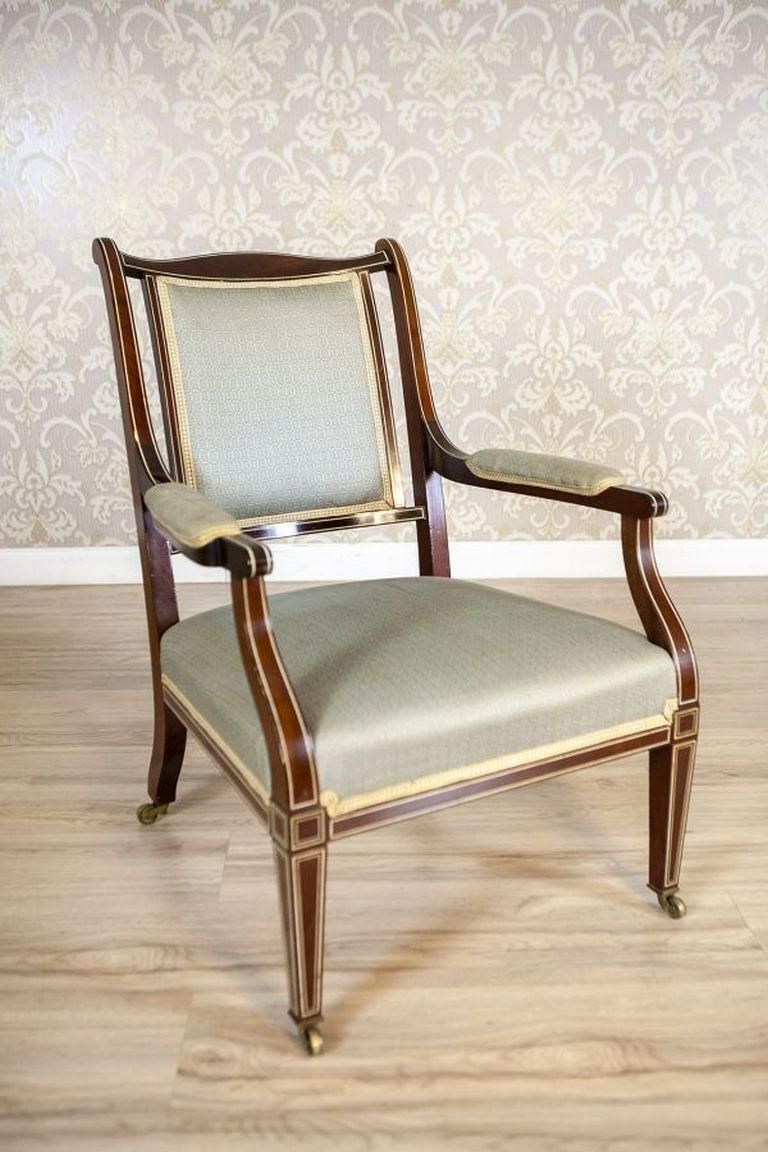 photo furniture Pair Of 19th Century English Armchairs In Sheraton Style