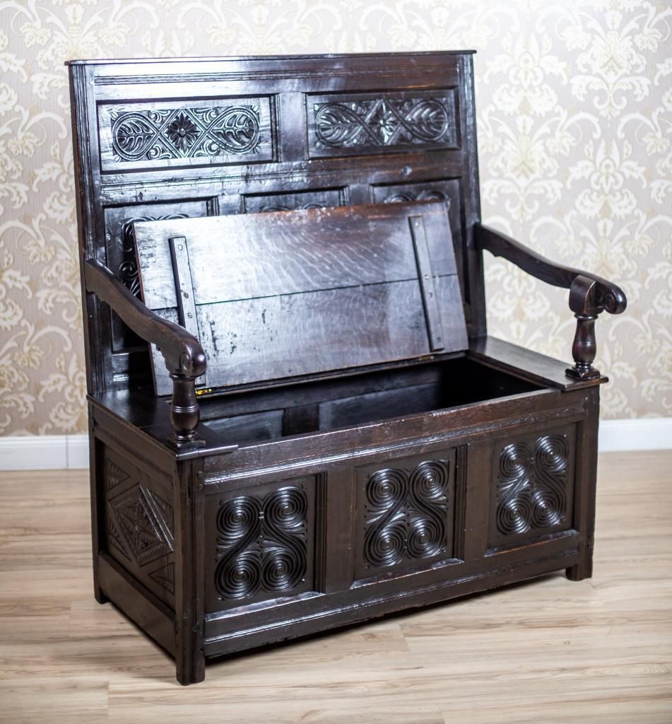 19th Century Renaissance Revival Oak Bench In Dark Brown photo vinterior
