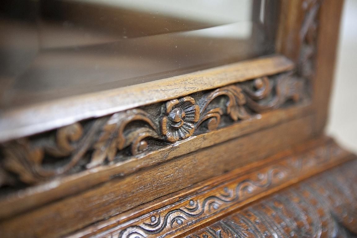 photo furniture Grand Showcase From The Turn Of The 19th And 20th Centuries