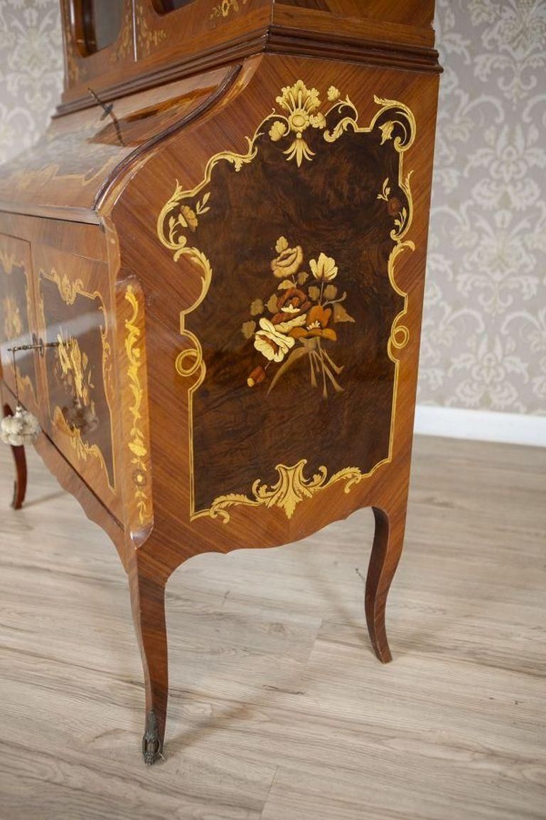 photo furniture Display Cabinet/Secretary/Licquor Cabinet From The Late 20th Century