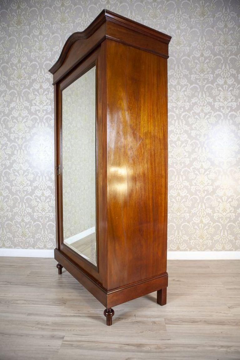 20th Century Mahogany Linen Press With Mirror photo Furniture