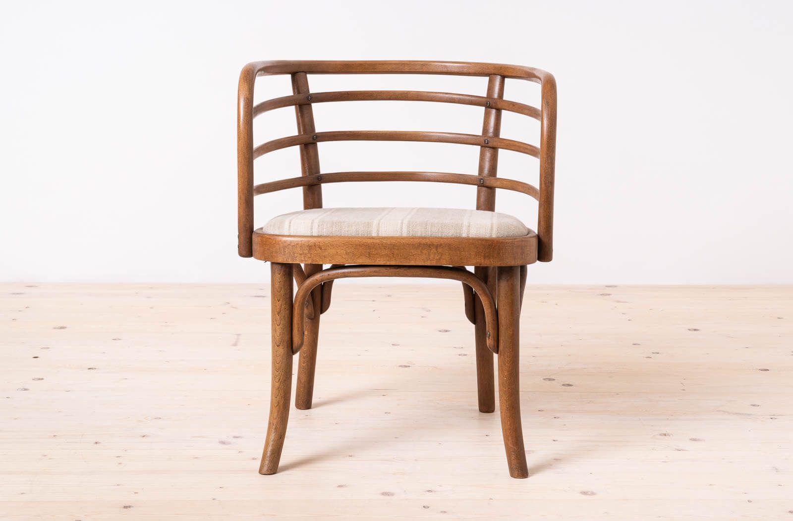 Set Of 2 Thonet Armchairs, Model B246, 1930s, Restored & Reupholstered photo for sale