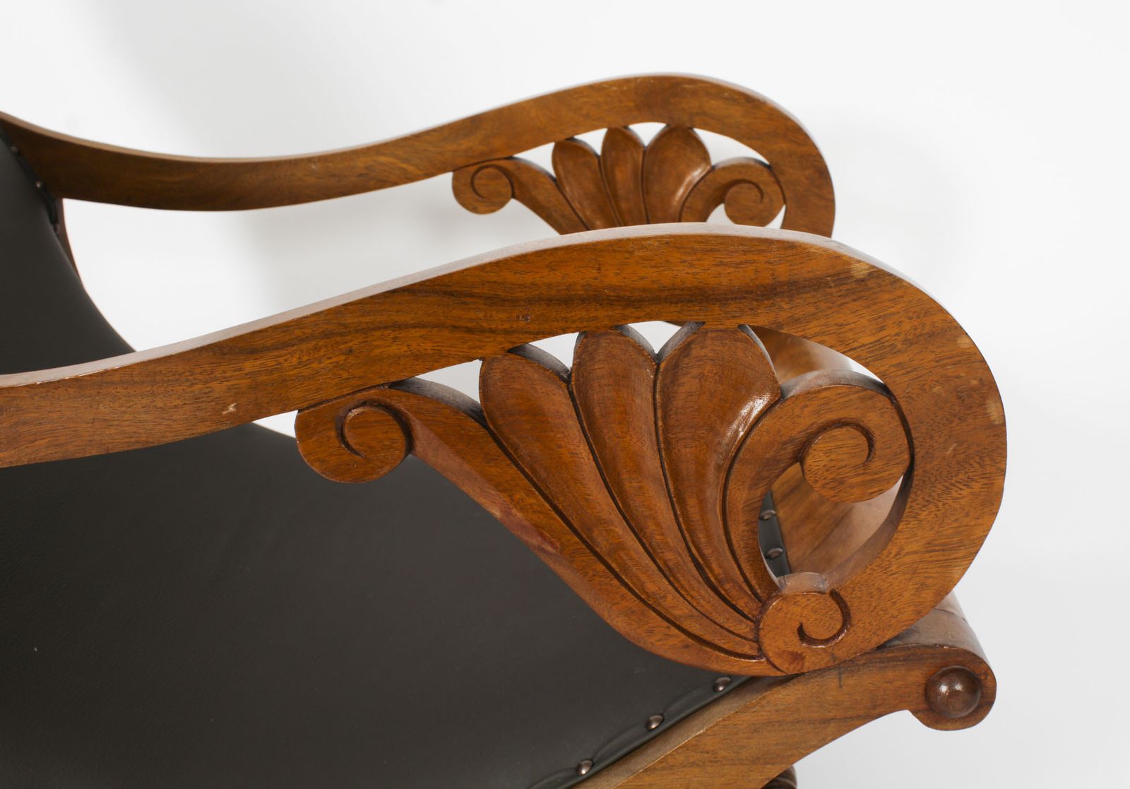 photo furniture Anglo Indian Leather Teak Plantation Chair 19th Century