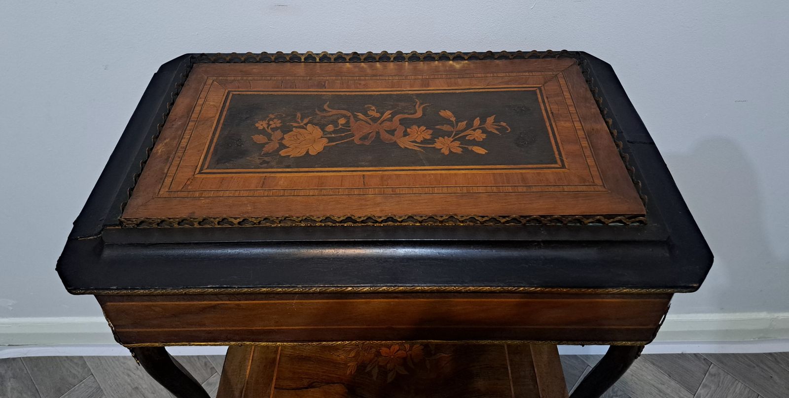 French Napoleon III Jardiniere Table Mid 1800's photo 495.0