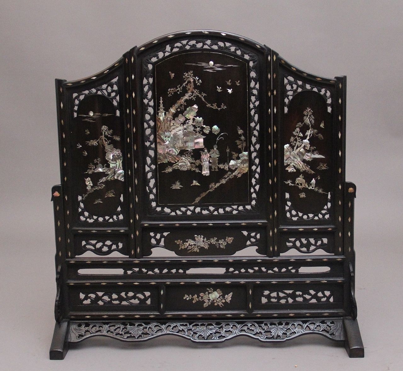 19th Century Chinese Table Screen