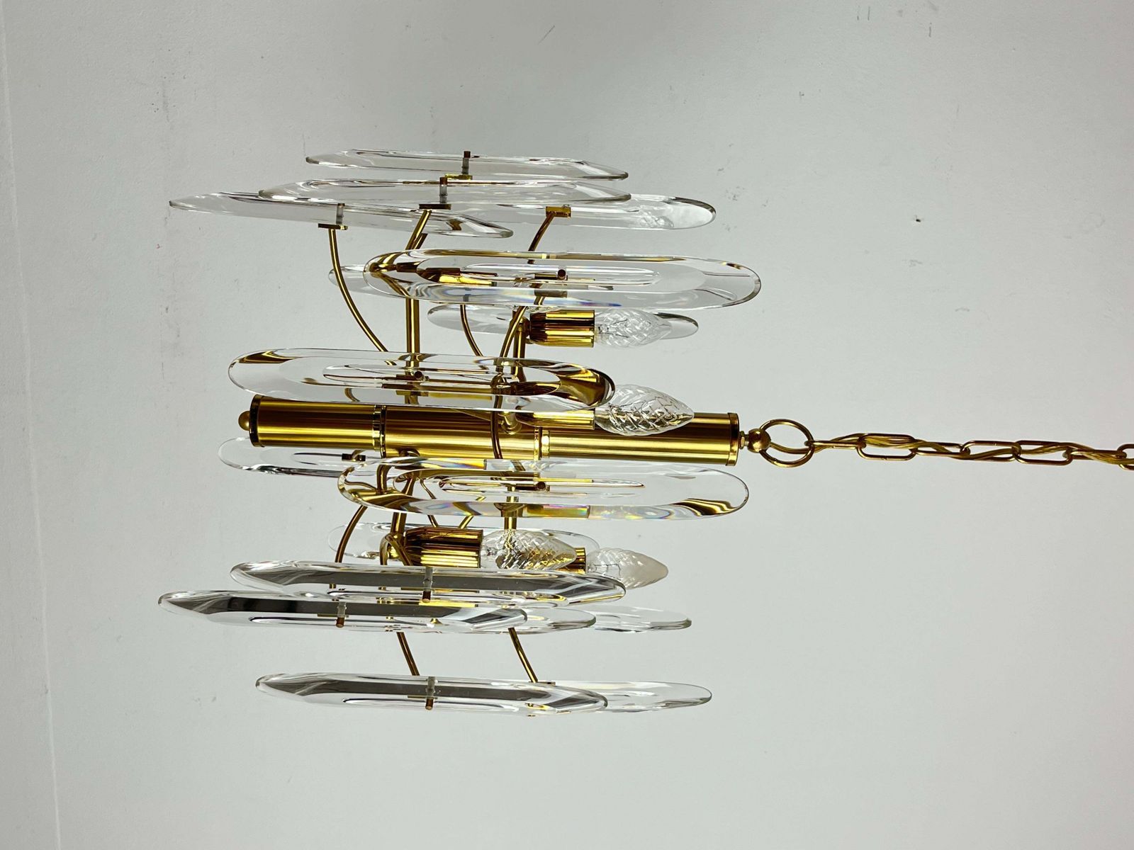 photo furniture Mid Century 6 Light Brass And Crystal Chandelier Attributed To Sciolari 1960s