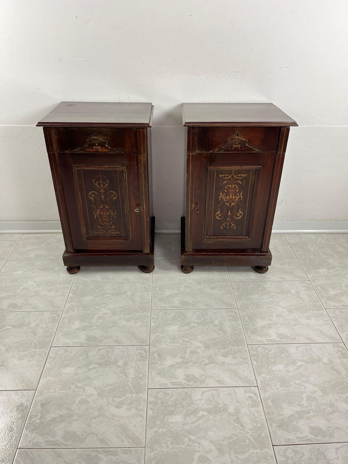 Set Of 2 English Edwardian Bedside Tables With Inlays, 1930s photo vinterior