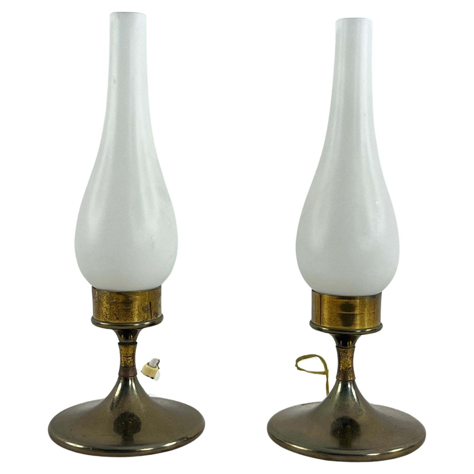 Set Of 2 Mid Century Table Lamps Attributed To Stilnovo, 1950s