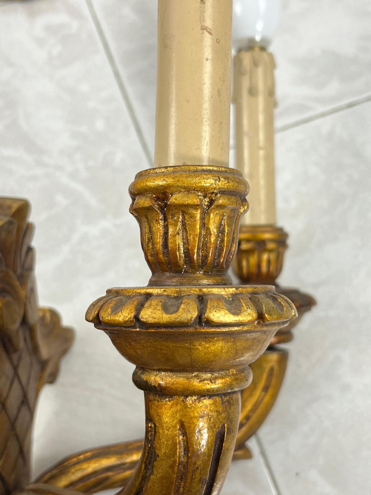 Set Of 4 Mid Century Hand Carved Gilt Wood Wall Lamps 1960s photo vinterior