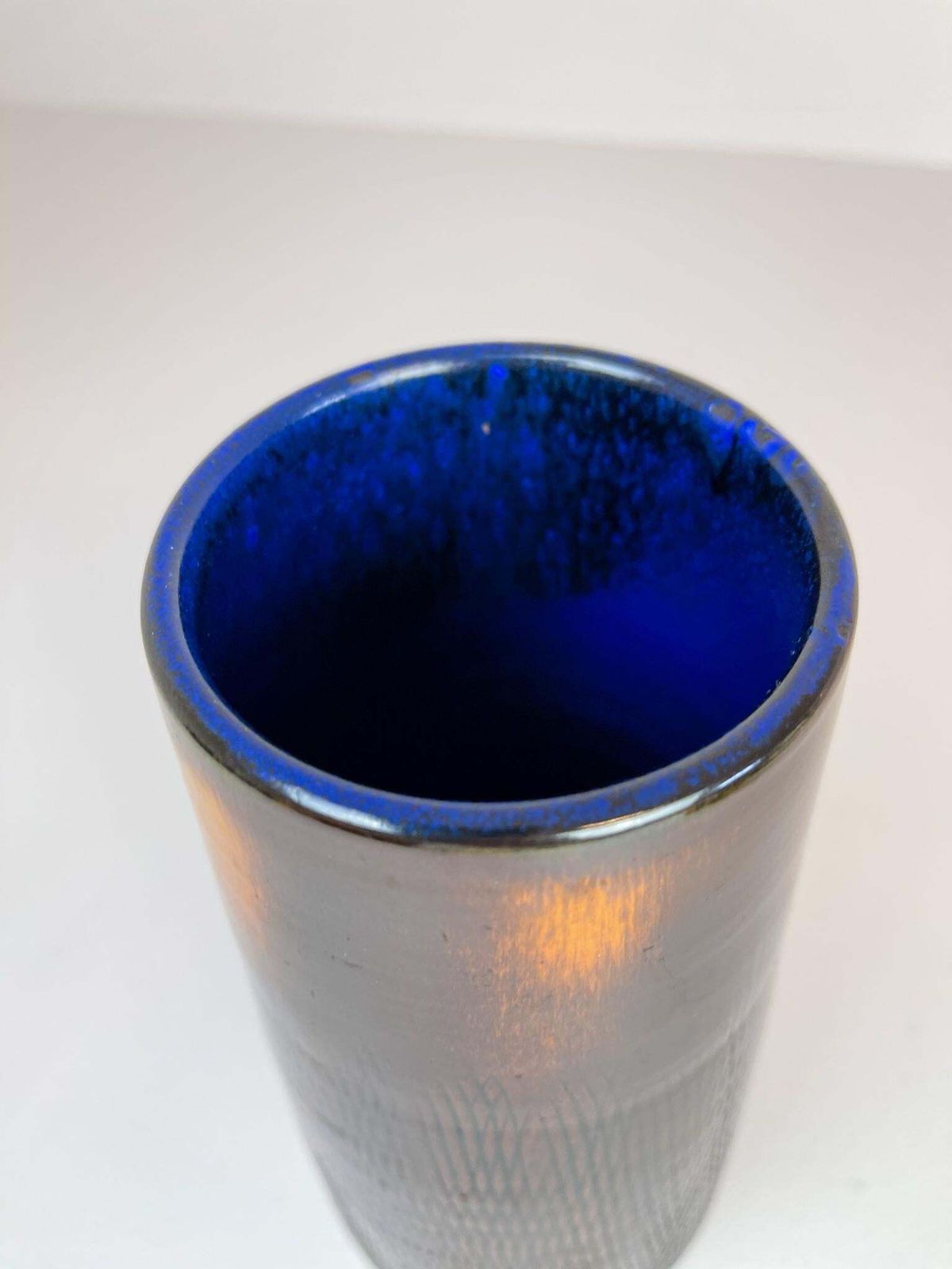 photo vintage Mid Century Modern Set Of 4 Ceramic Vases Upsala Ekeby "Fiamma" Sweden, 1960s